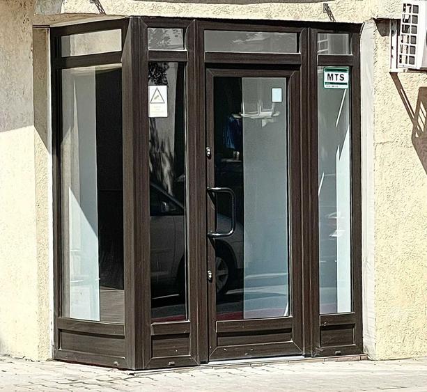 Inchiriez spatiu comercial central - 4