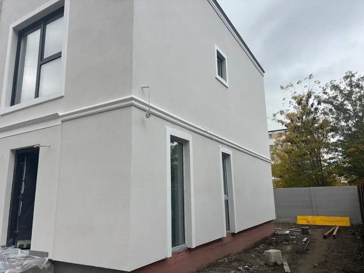 Duplex 4 camere | Finalizat Lux 110 mp curte | Proprietar Grand Arena - 3