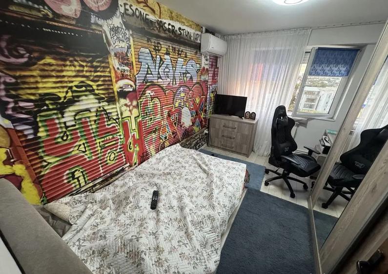 Apartament 3 camere zona Km 4 5 - 6