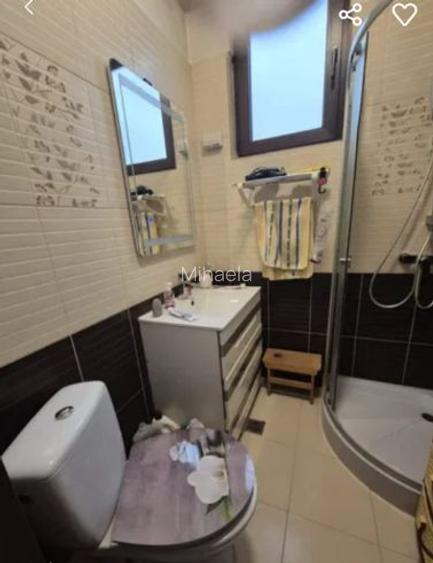 Apartament 3 camere, decomandat, Damaroaia, 2 locuri de parcare incluse
