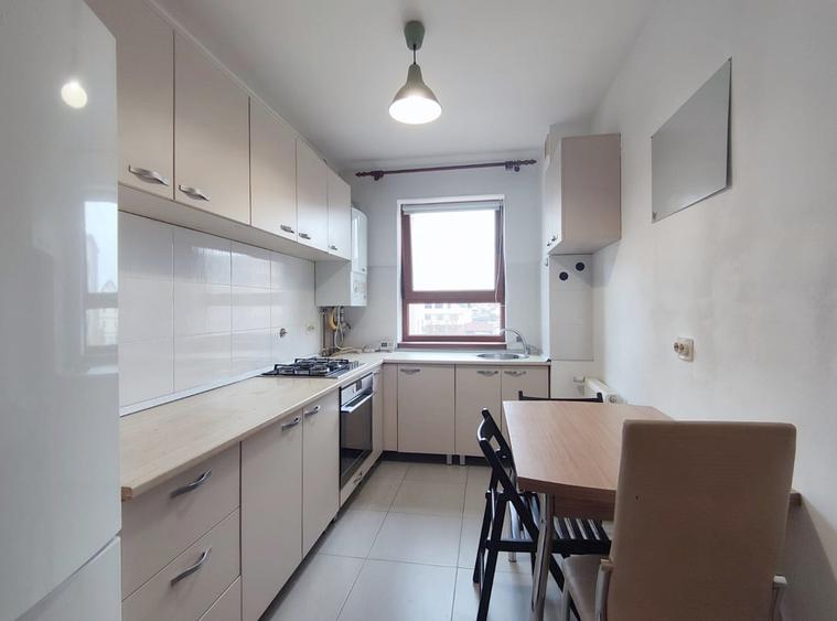 Zona Tractorul, apartament decomandat 2 camere si parcare, disponibil imediat. - 4