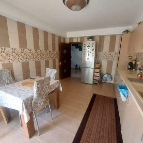 Casa individuala de vanzare- zona Fundeni - 25