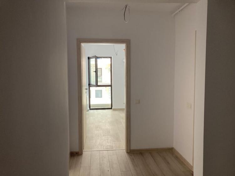 Garsoniera nemobilata bloc nou Moghioros Park Residence Auchan Drumul Taberei - 9