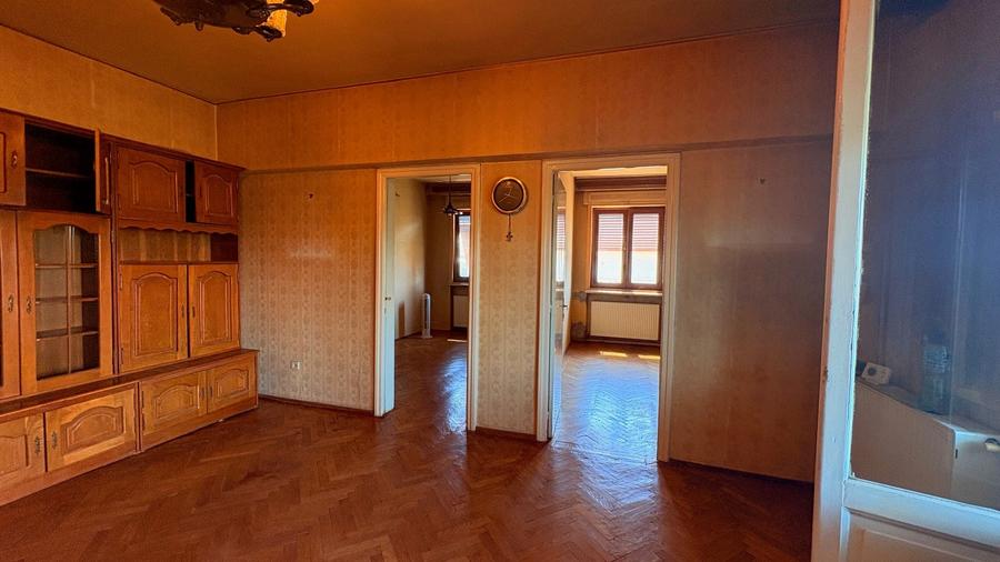 3 cam Piata Alba Iulia strada Valeriu Braniste, CENTRALA PROPRIE, etaj 4 - 7