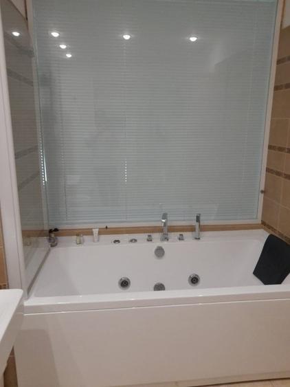 Proprietar, vand apartament 3 camere lux et. 1 (ap. 8-9) - 8