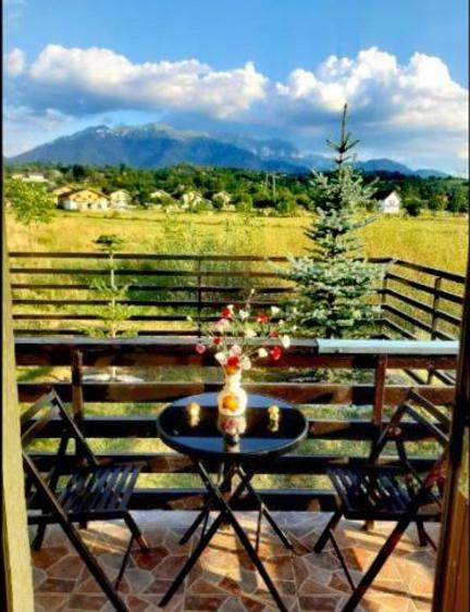 Închiriere ap. 2 camere zona Bran vedere direct la Munții Bucegi lângă castelul Bran - 6