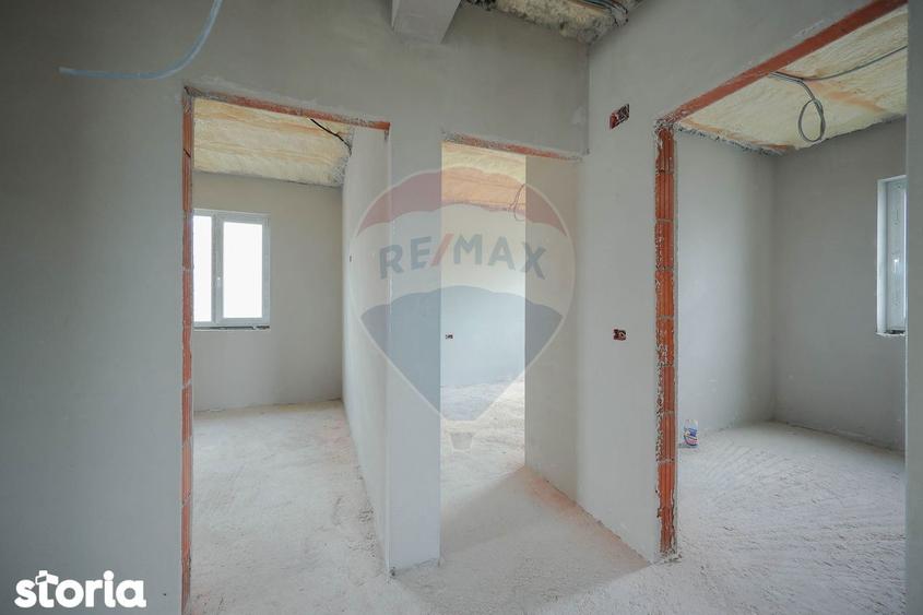 De vanzare casa semifinisata cu 3 camere, 455 mp teren, in Cihei - 5
