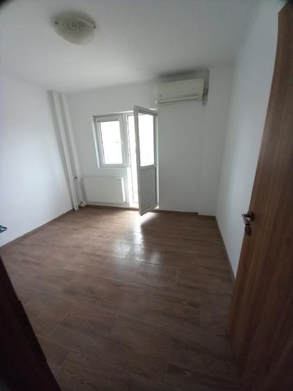 Inchiriere de apartament. Apartamentul este liber si poate fi ocupat imediat - 10
