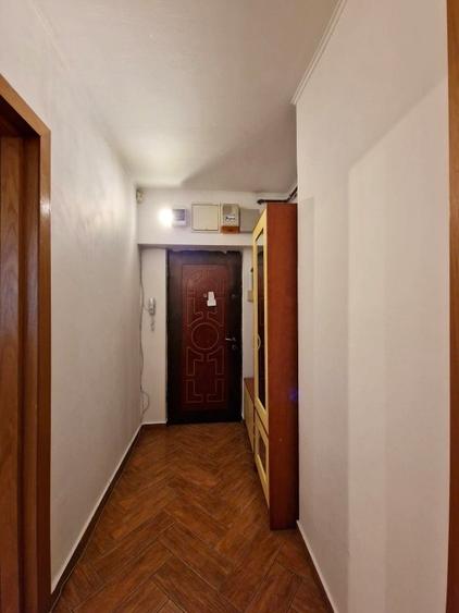 Calea Grivitei, la 2 minute de metrou, apartament 2 camere, comision  0% - 7