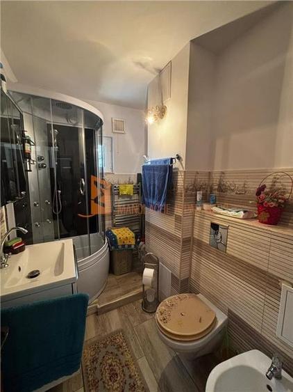 Apartament 2 camere confort  1 semidecomandat  zona Crang - 9