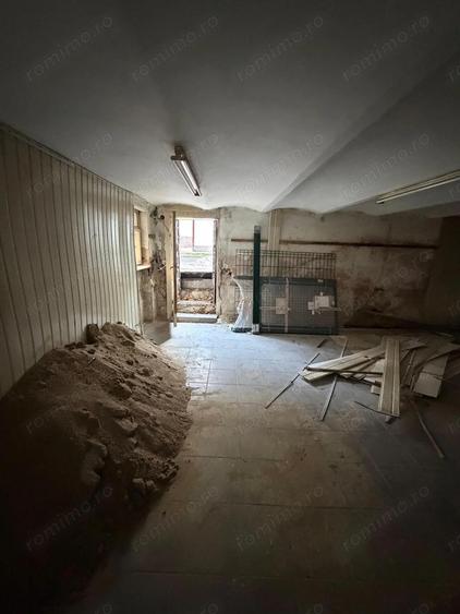 Spa?iu de inchiriat Strada Paris | Demisol cu acces stradal - 10