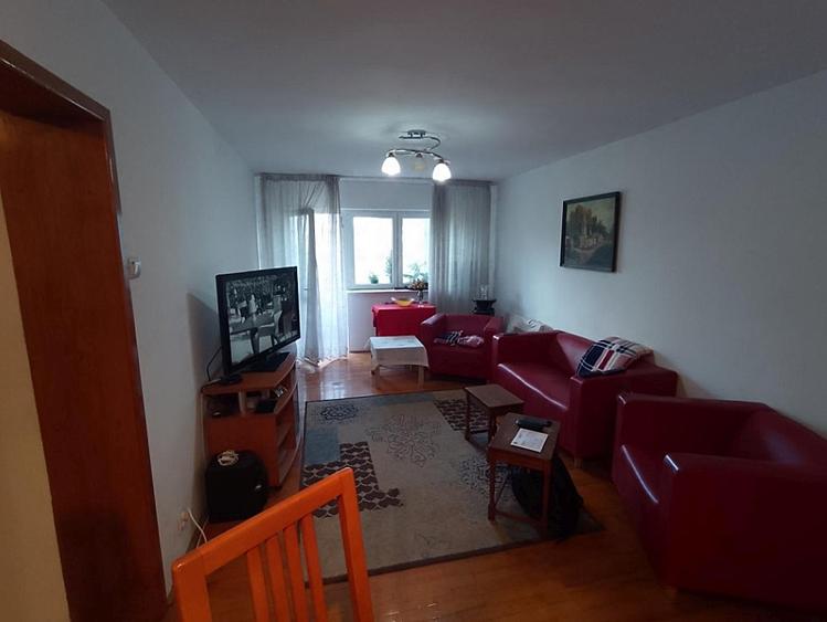 Vanzare apartament 3 camere, bd. Unirii, an 2000, 1/7 - 2