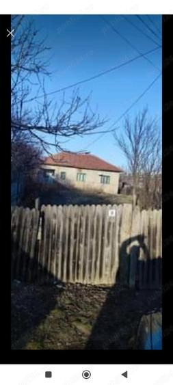 vand casa pentru renovat - 1