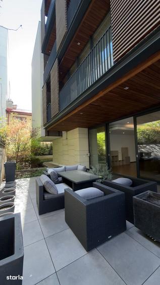 Apartament cu 4 camere în Primăverii