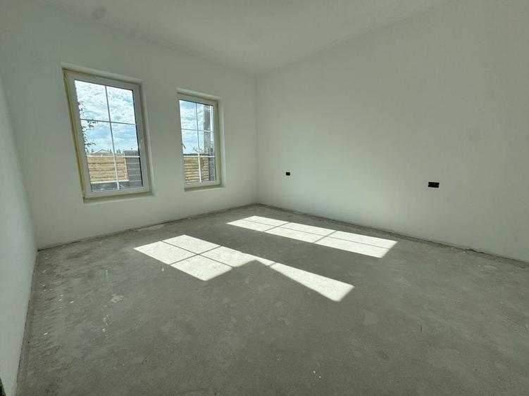 COMISION 0% | Jumatate De Duplex Pe Parter | 4 Camere | Sag | 90mp - 2