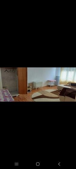 Apartament cu 2 camere decomandat în Rogerius