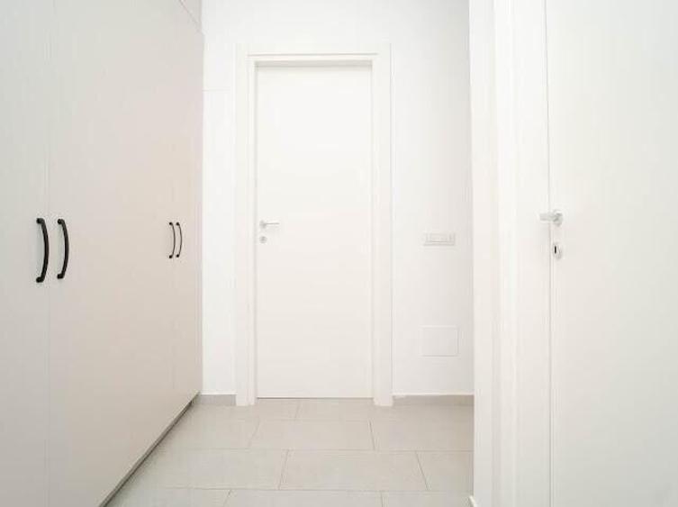 APARTAMENT INTABULAT, MOBILAT SI UTILAT, BLOC NOU, PODU ROS - 13