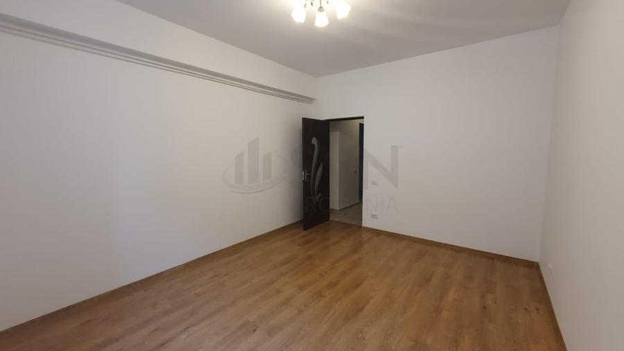 REA1024123 Apartament 3 Camere I De Vanzare I Piata Romana - 1