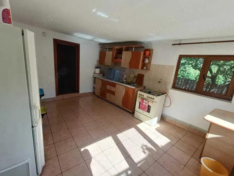 Casa de vanzare Sendreni - 1