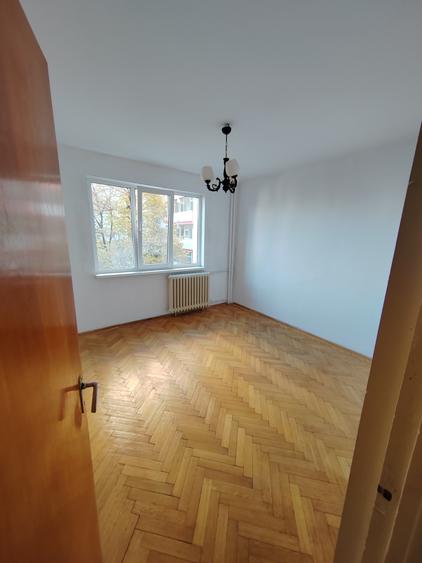 Bd. Lacul Tei - Parc 3 camere - 4