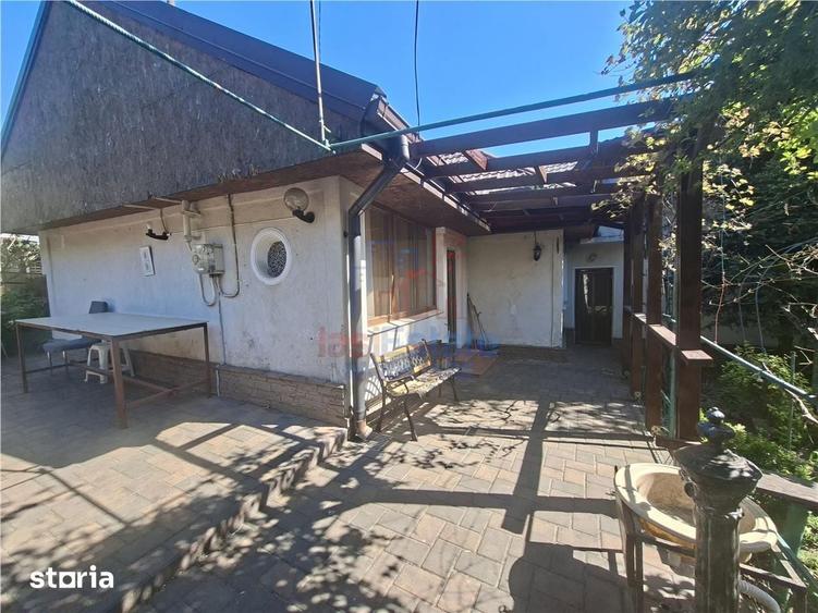Proprietate de vanzare - casa + teren zona Moara de Vant - 1
