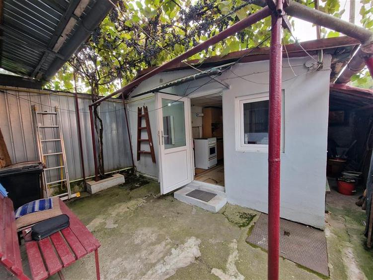 Resita Casa la cheie si Garaj - 7