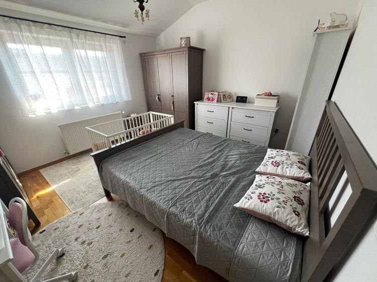 Decomandat. Bucatarie separata. Mobilat si utilat. Girocului - pozitie excelenta - 10