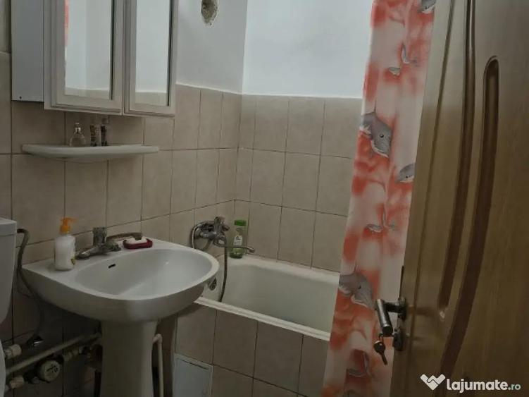 Apartament cu 2 camere ~ zona Balcescu / Piata Crang ~ etaj 1 din 4 - 6