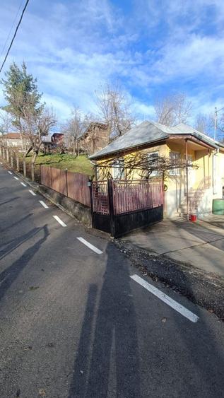 Casa de vanzare,com Bezdead sat Magura (Tunari) jud Dimbovita - 8