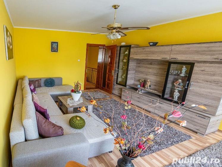 De vanzare casa cu etaj - 7