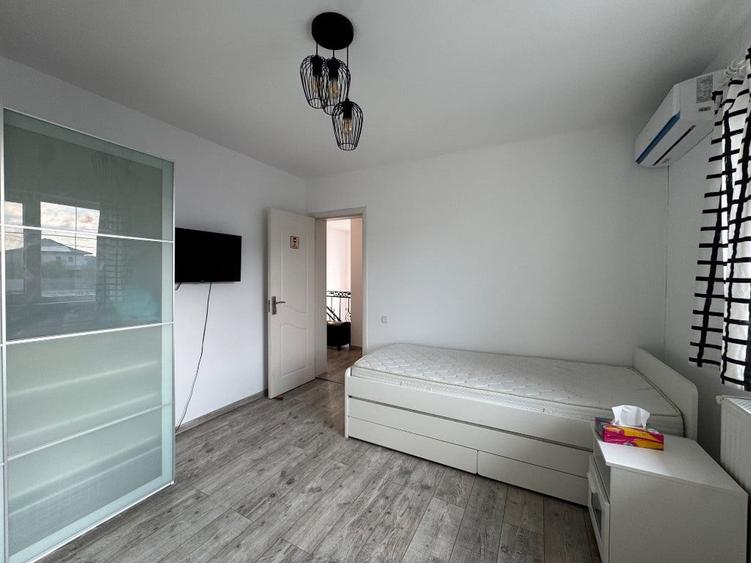 Casă cu 4 camere cu Teren 550 Mp în Crevedia