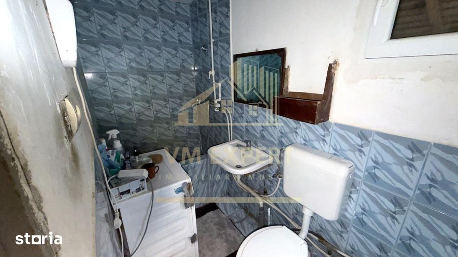 Casă cu 3 camere cu Teren 6660 Mp în Boteni