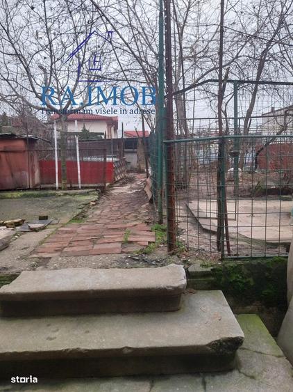 Casă cu 4 camere cu Teren 322 Mp în Ultracentral