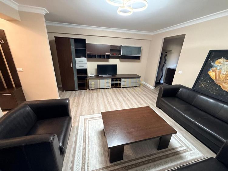 Apartament cu 2 camere semidecomandat, mobilat în Lipovei