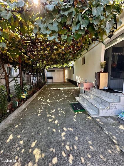Casă cu 2 camere în Central