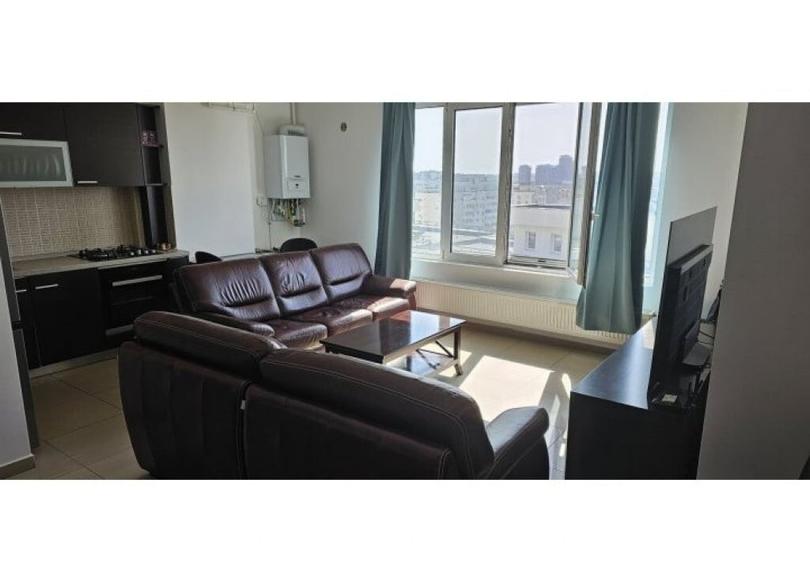Apartament cu 3 camere semidecomandat în Nerva Traian
