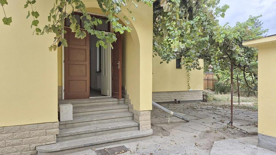 Casă individuală cu 2 camere cu Canalizare în Bartolomeu