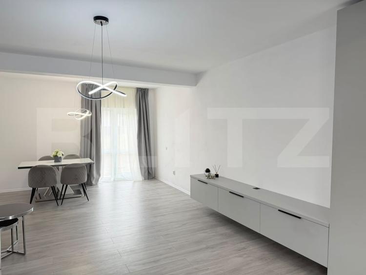 Duplex cu 3 camere cu Canalizare în Sânpetru