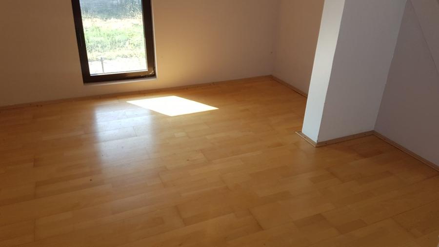 Casă cu 3 camere cu Teren 1300 Mp în Satulung