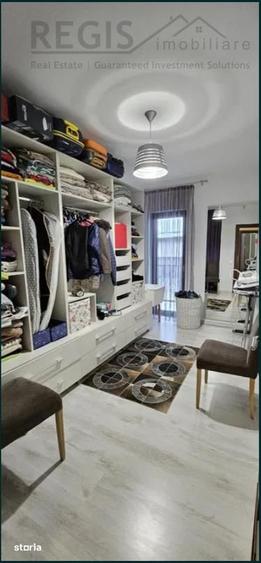 Casă cu 5 camere cu Teren 1000 Mp în Central