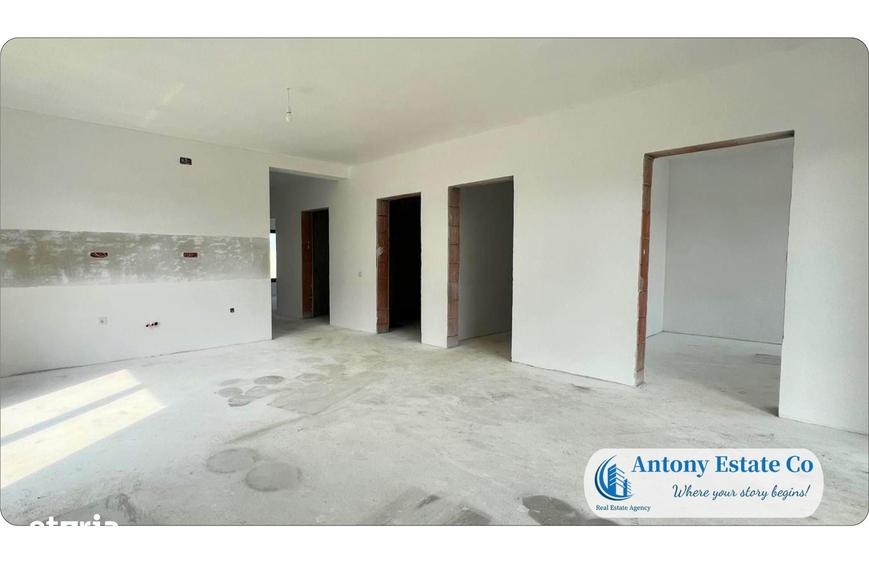 Casă cu 4 camere cu Teren 553 Mp în Sântandrei