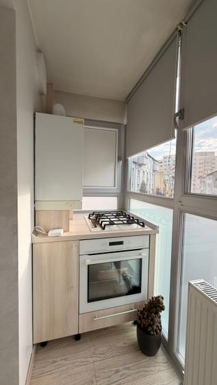 Apartament cu 5 camere decomandat, mobilat în George Enescu