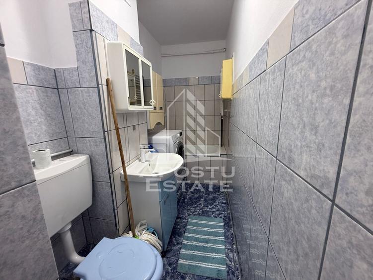 Garsonieră semidecomandată, mobilată în Soarelui