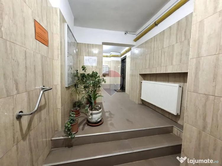 Apartament cu 2 camere decomandat în Bucur Obor