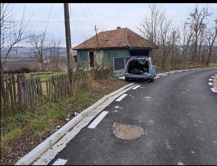 Teren de 811 mp, în Jucu