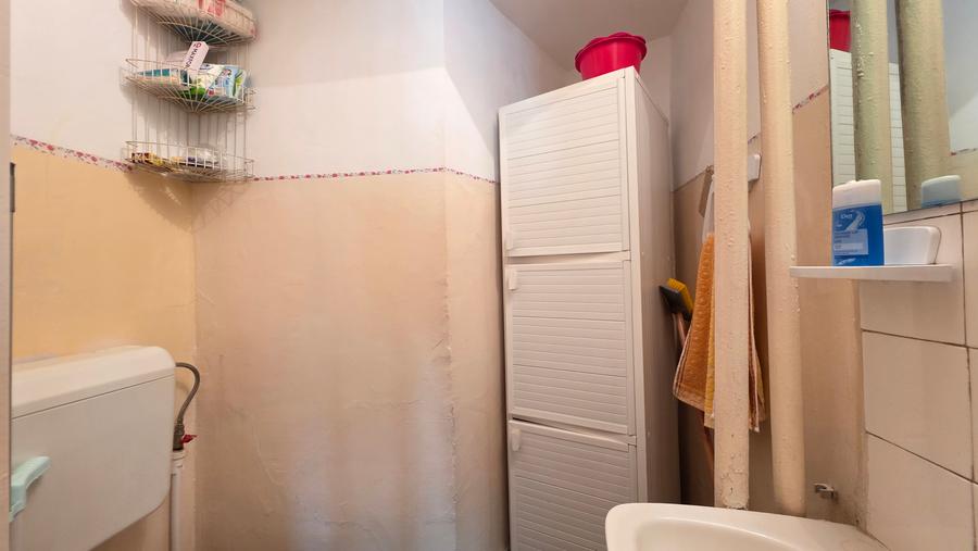 Apartament cu 3 camere decomandat în Chișinau