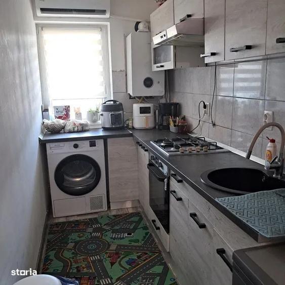 Apartament cu 3 camere, 50 mp, balcon, zona Terra - 5