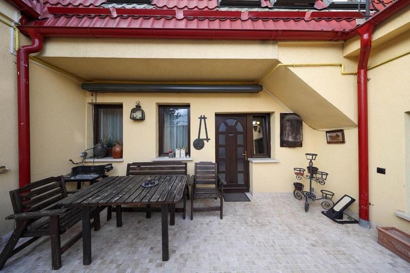 Casă deosebită de v&acirc;nzare &icirc;n centrul Brașovului - 3