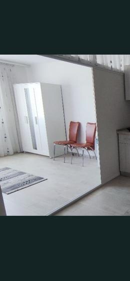 Garsoniera - Uzina 2- Str Zizinului - 8