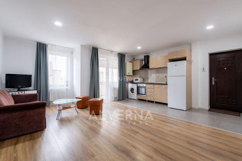 Inchiriere apartament 3 camera, 68mp + balcon, loc parcare, zona Terra